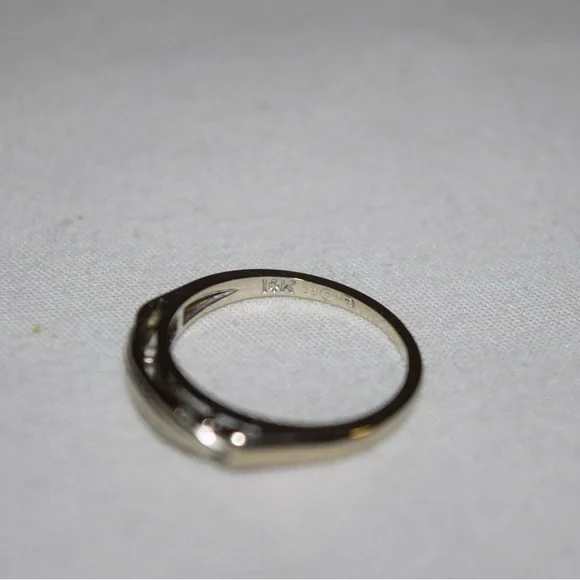 14k white gold ring - Picture 3 of 8